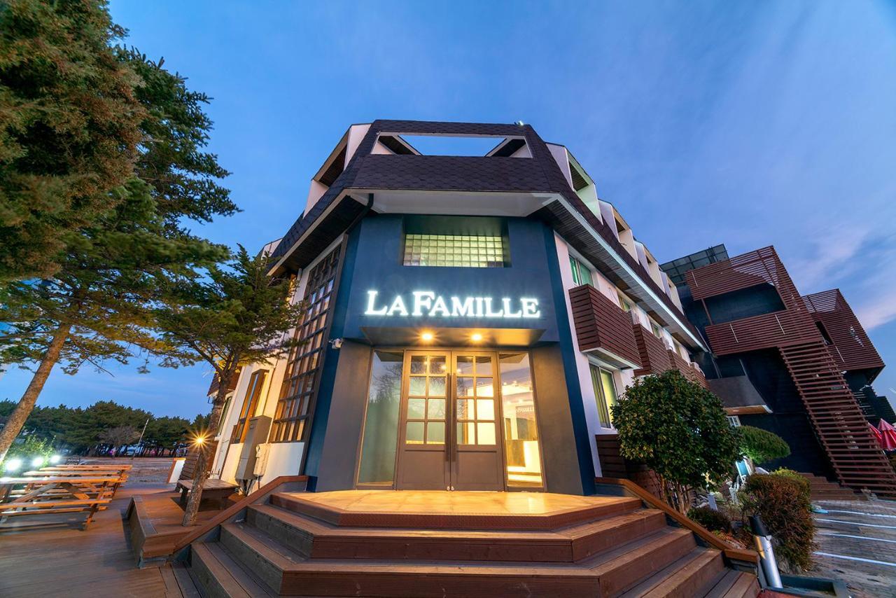 La Famille Hotel Yangyang Exterior photo