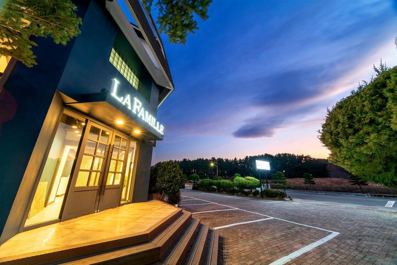 La Famille Hotel Yangyang Exterior photo